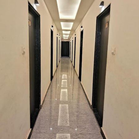 Hotel Shiv Mangalam Near Kashi Vishwanath Tample Βαρανάσι Εξωτερικό φωτογραφία